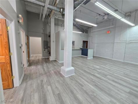 1667 E 40th Street Cleveland OH 44103