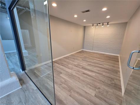 1667 E 40th Street Cleveland OH 44103