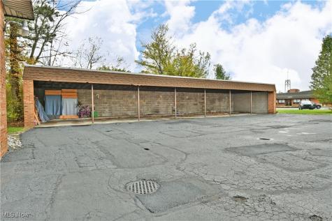 203 Churchill Hubbard Road Road Liberty OH 44505