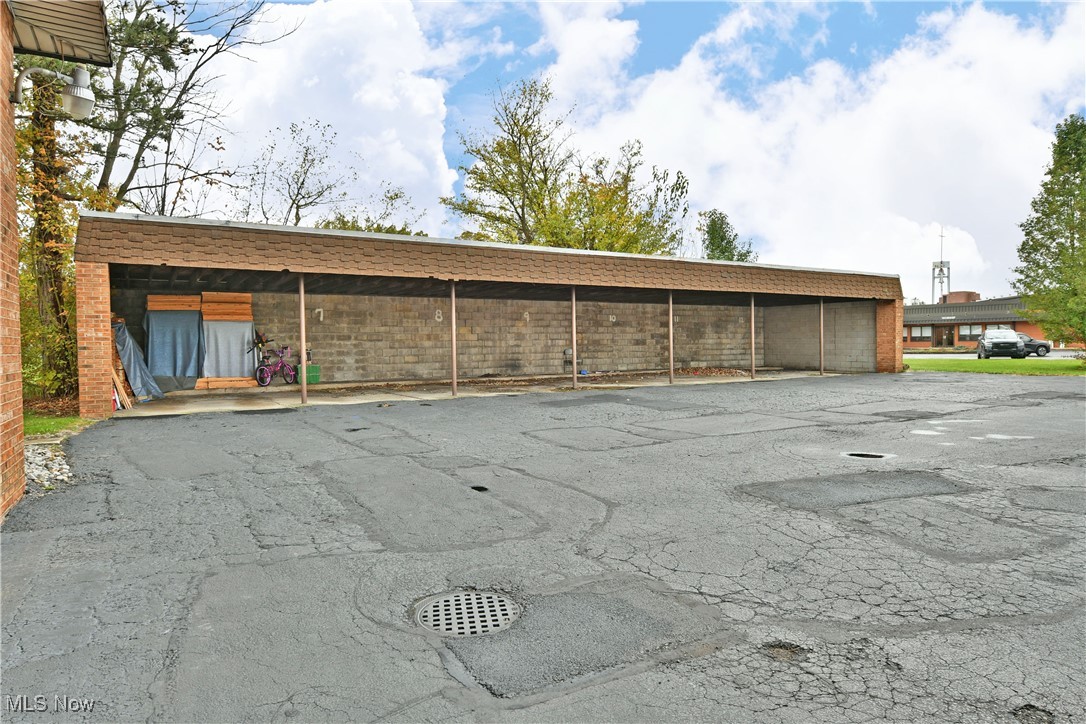 203 Churchill Hubbard Road Road Liberty OH 44505