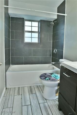 203 Churchill Hubbard Road Road Liberty OH 44505