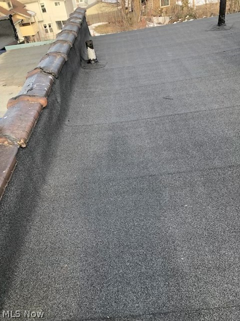 957 E 143rd Street Cleveland OH 44110