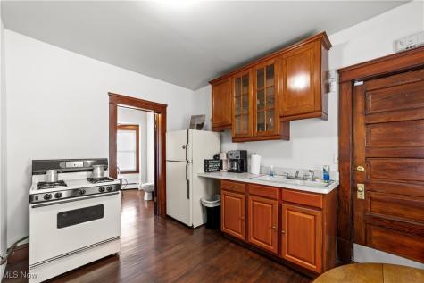 2280 W 10th Street Cleveland OH 44113