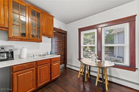 2280 W 10th Street Cleveland OH 44113