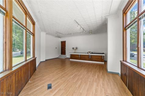 2280 W 10th Street Cleveland OH 44113