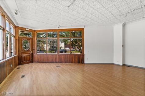 2280 W 10th Street Cleveland OH 44113