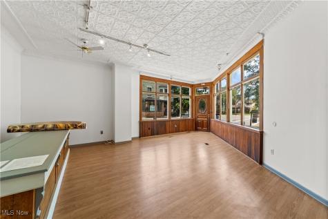 2280 W 10th Street Cleveland OH 44113