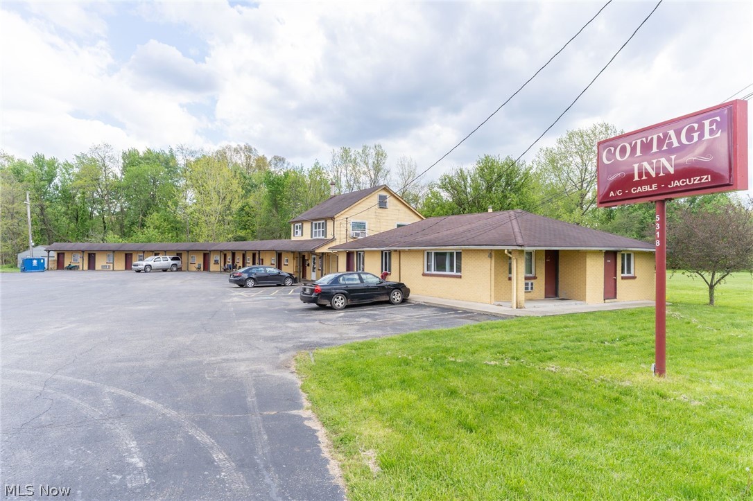 5318 Youngstown Warren Road Niles OH 44446