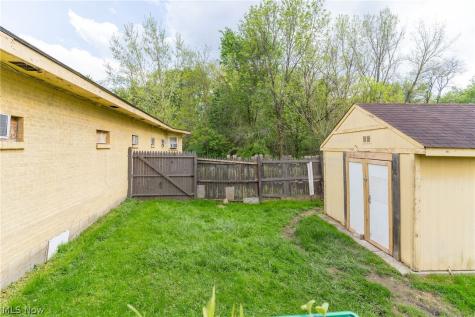 5318 Youngstown Warren Road Niles OH 44446