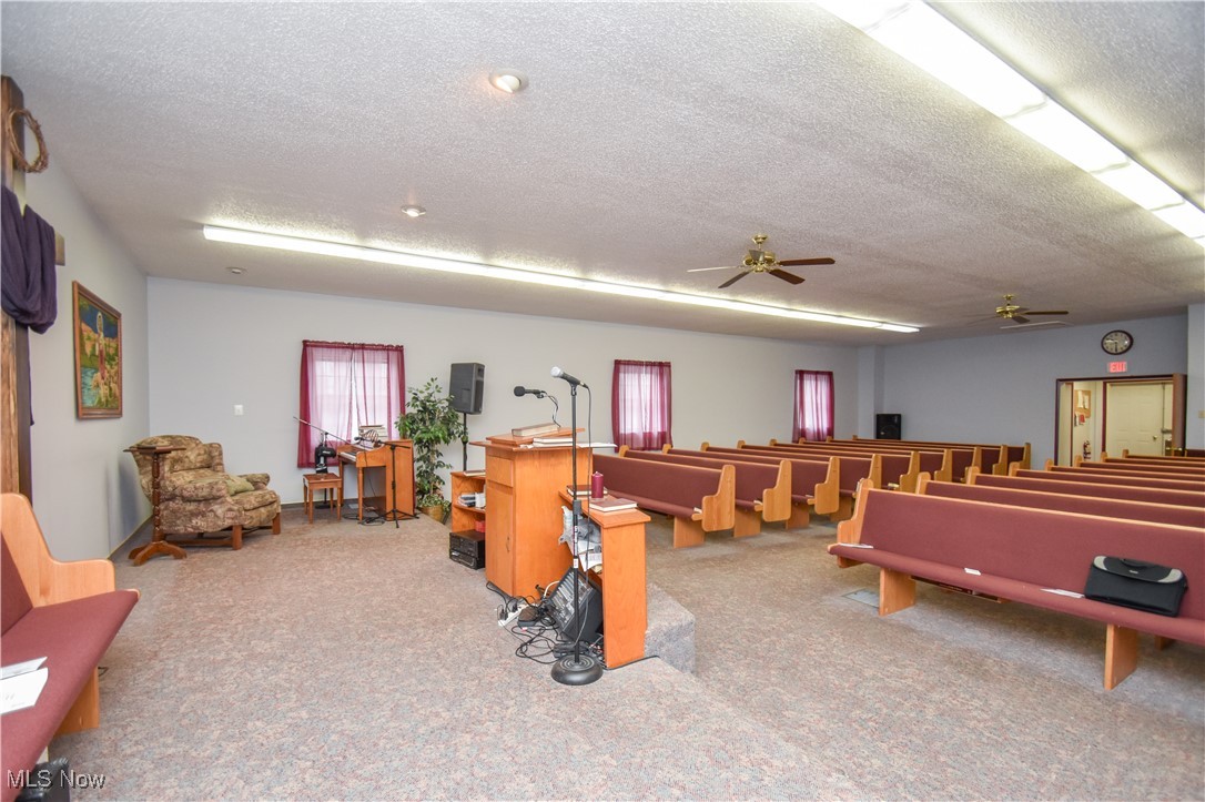 1187 Deforest Road SE Warren OH 44484