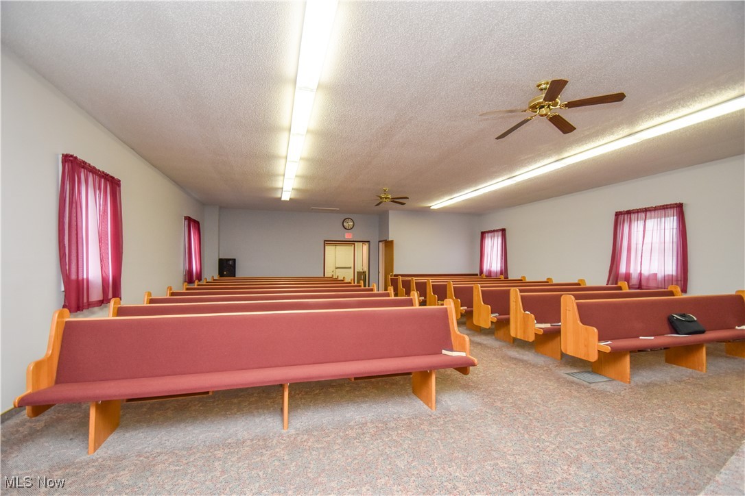 1187 Deforest Road SE Warren OH 44484