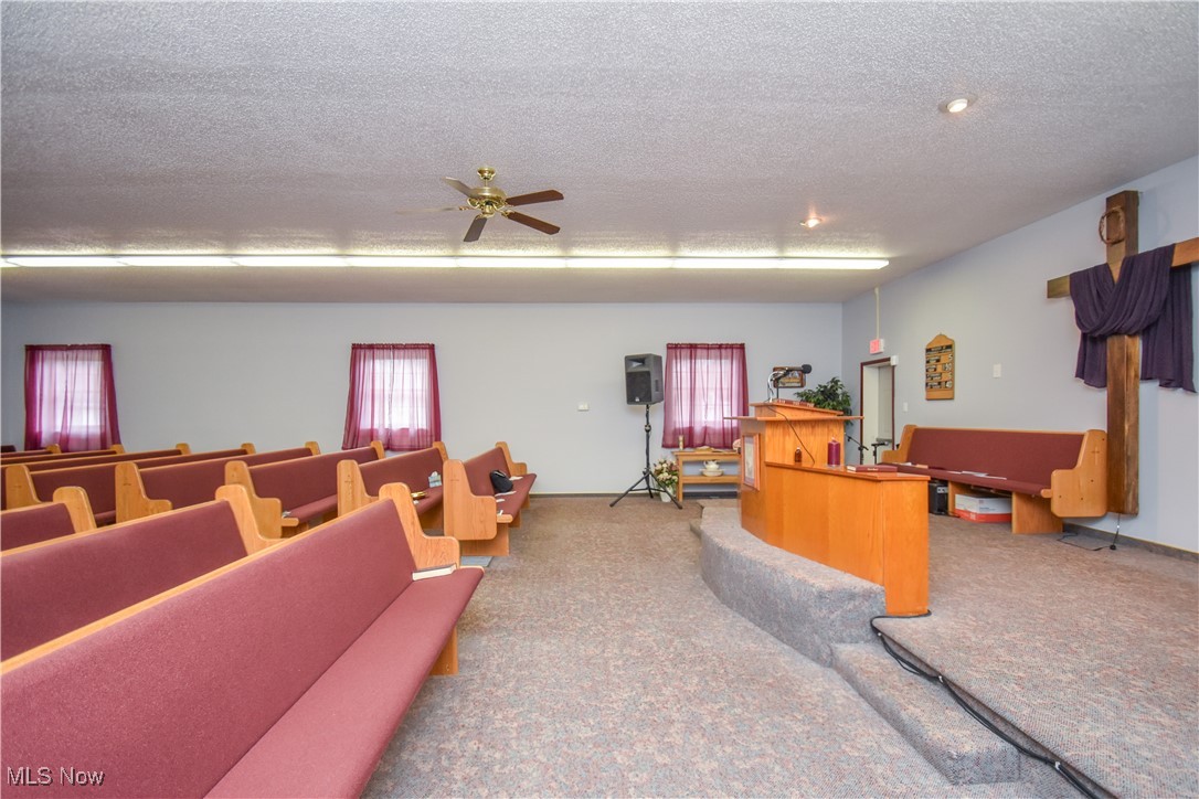 1187 Deforest Road SE Warren OH 44484