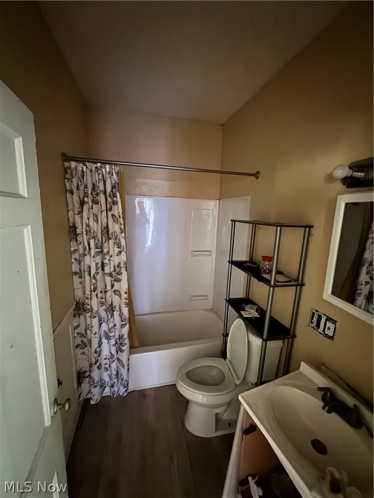 7523 Union Avenue Cleveland OH 44105