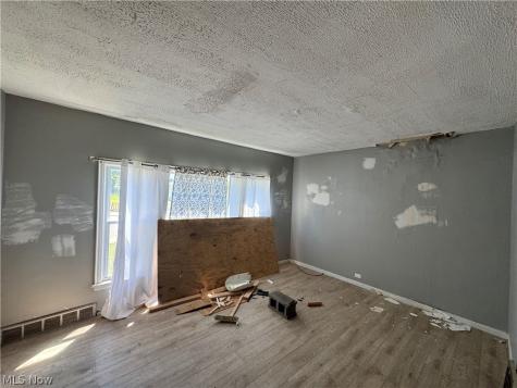 7523 Union Avenue Cleveland OH 44105