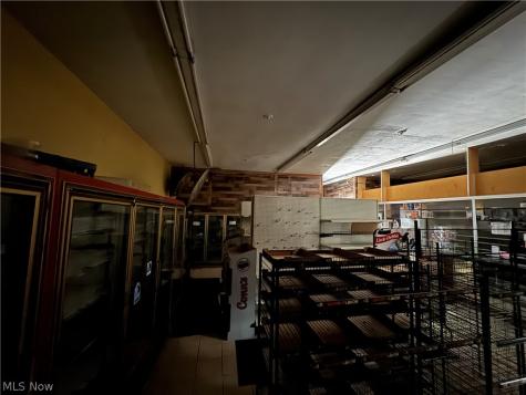 7523 Union Avenue Cleveland OH 44105