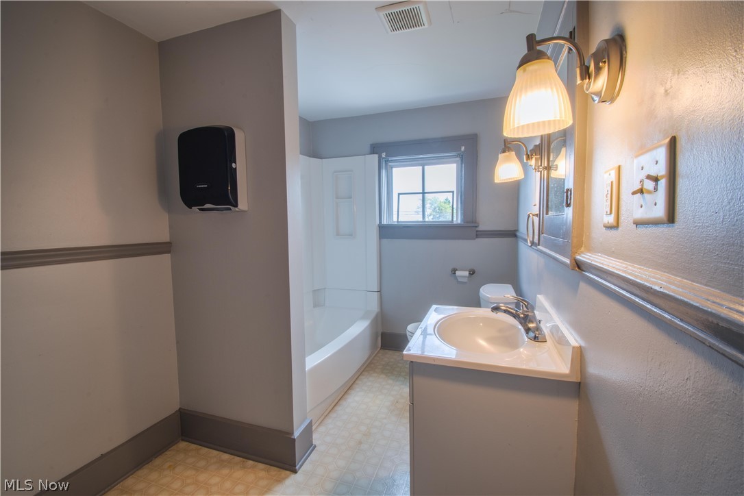 8419 Cleveland Avenue NW North Canton OH 44720