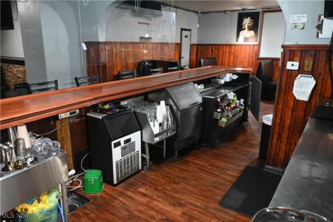 805 Upson Street Akron OH 44305