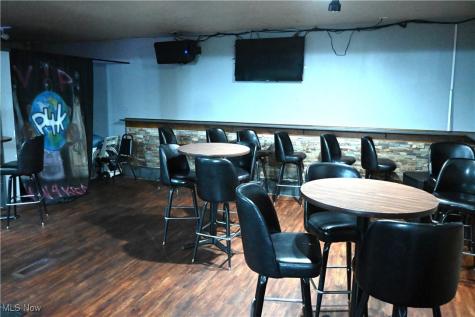 805 Upson Street Akron OH 44305