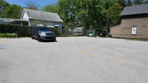 805 Upson Street Akron OH 44305