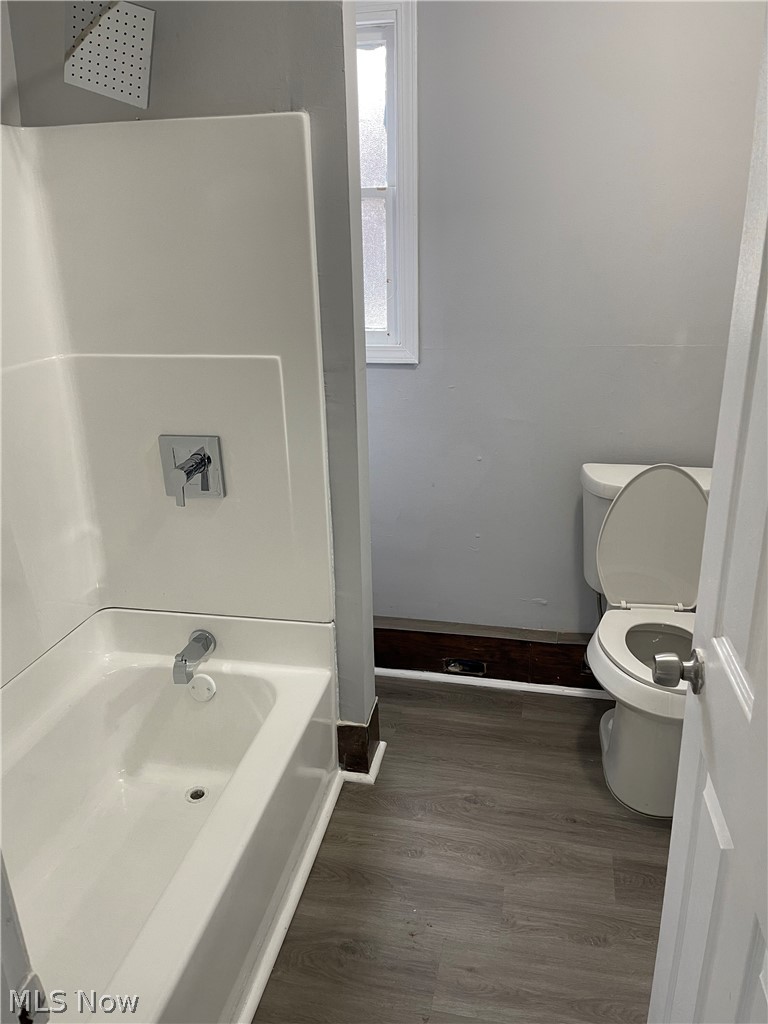 1386 E 43 Cleveland OH 44103