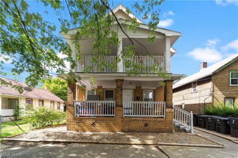 1386 E 43 Cleveland OH 44103