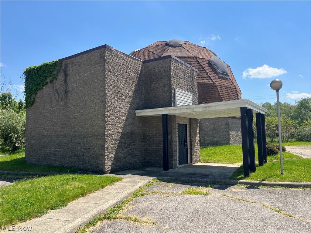 166 Currie Hall Kent OH 44240