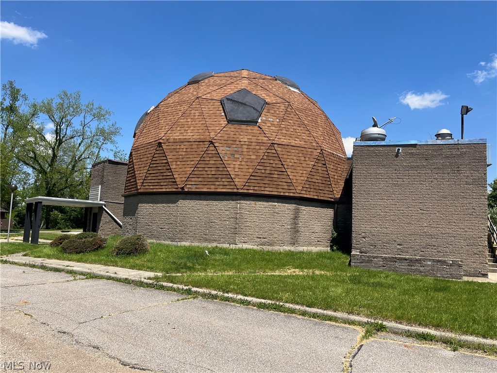 166 Currie Hall Kent OH 44240