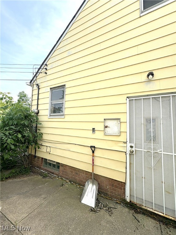 3927 E 153rd Street Cleveland OH 44128