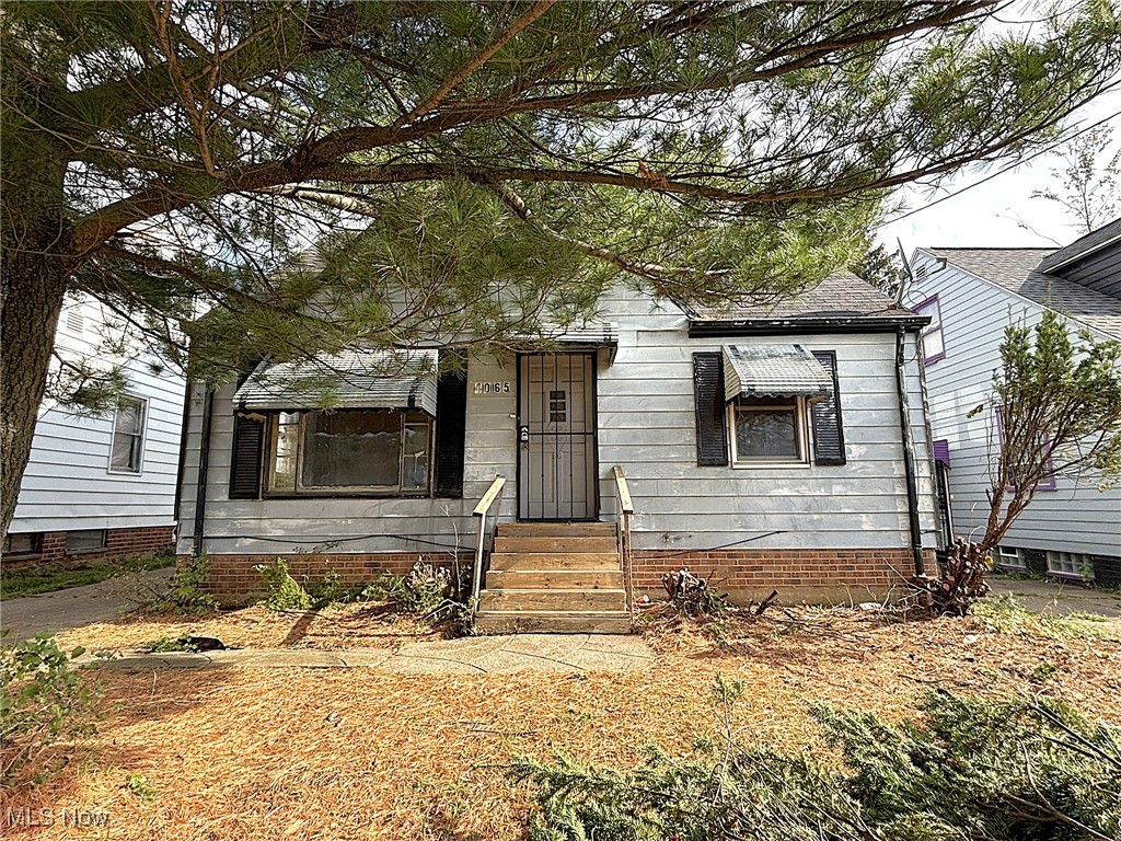 3927 E 153rd Street Cleveland OH 44128