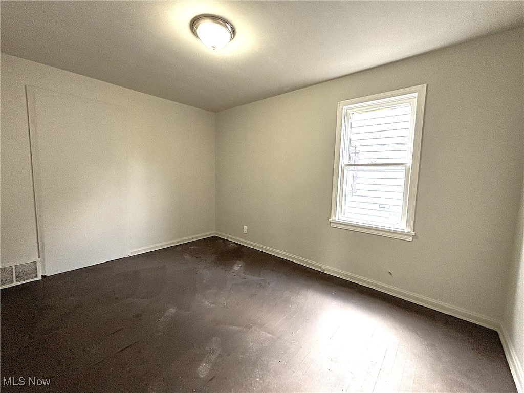 3927 E 153rd Street Cleveland OH 44128