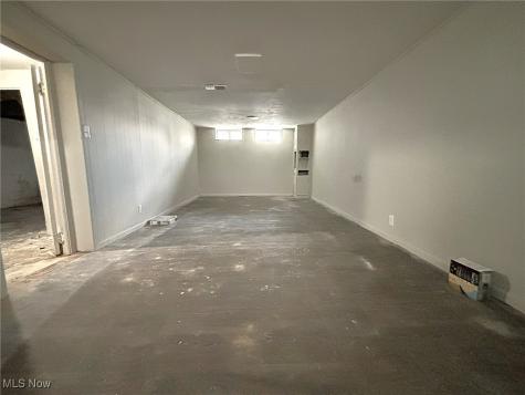 3927 E 153rd Street Cleveland OH 44128