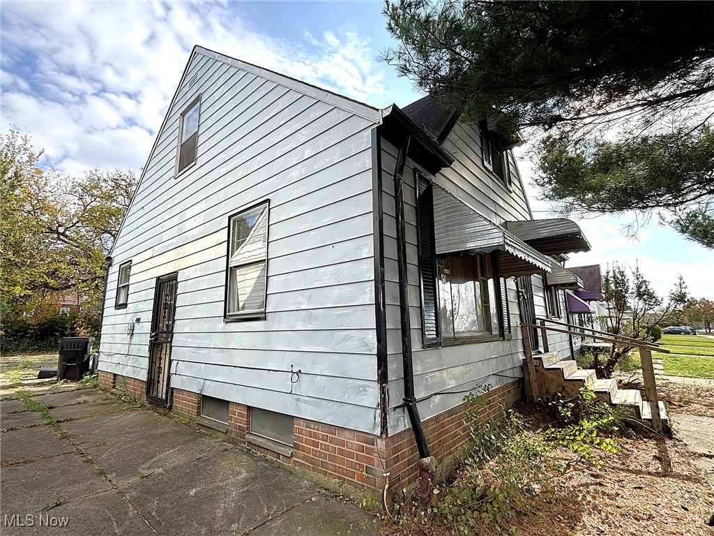 3927 E 153rd Street Cleveland OH 44128