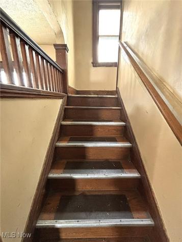 3927 E 153rd Street Cleveland OH 44128