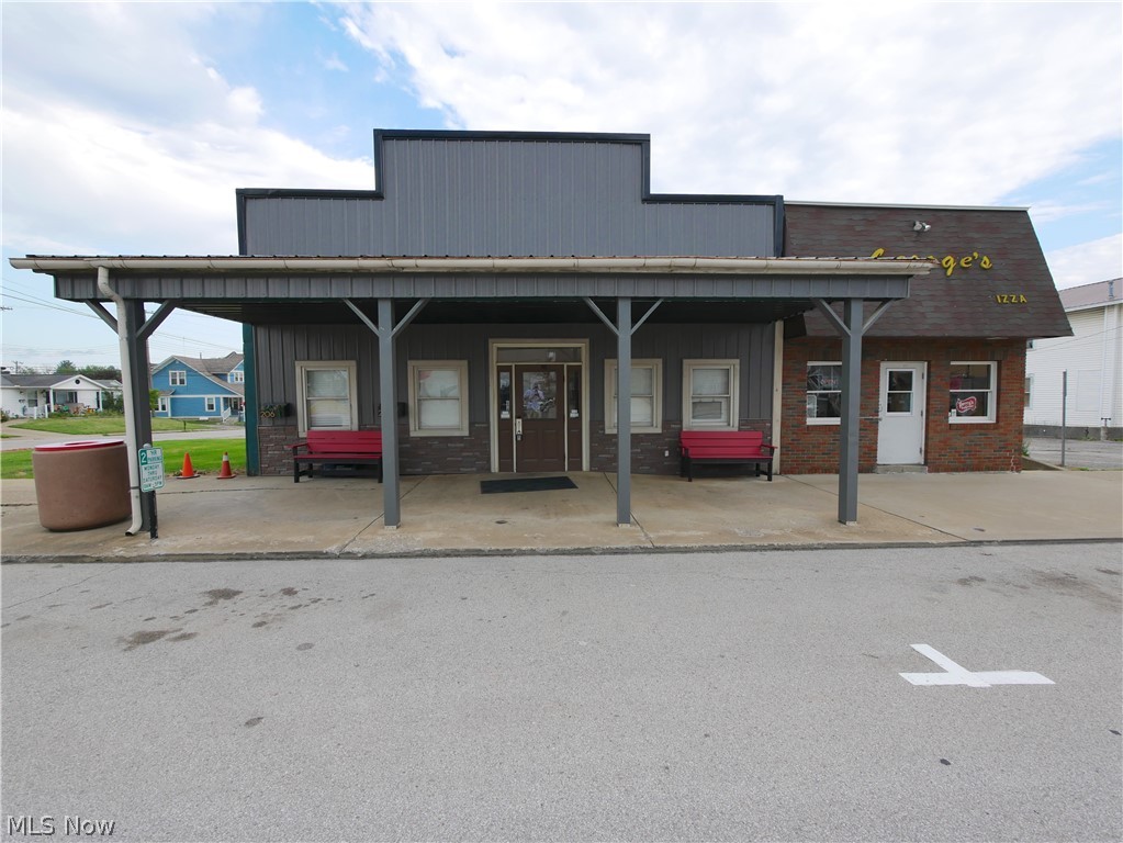 206 South Main Street Woodsfield OH 43793