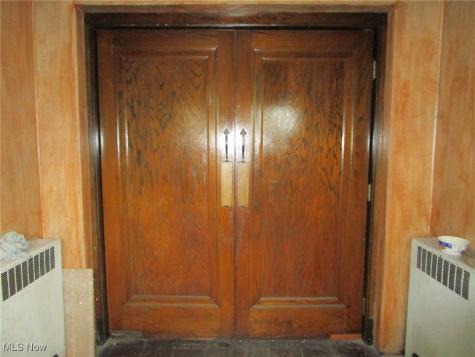 272 E Main Road Conneaut OH 44030