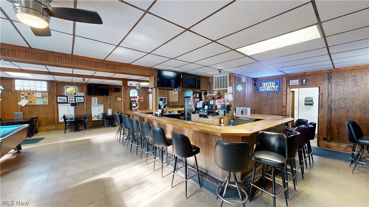 46 S Leavitt Road Leavittsburg OH 44430
