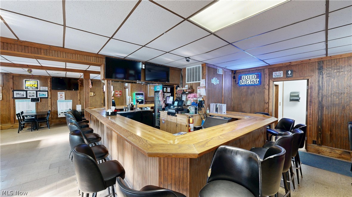 46 S Leavitt Road Leavittsburg OH 44430