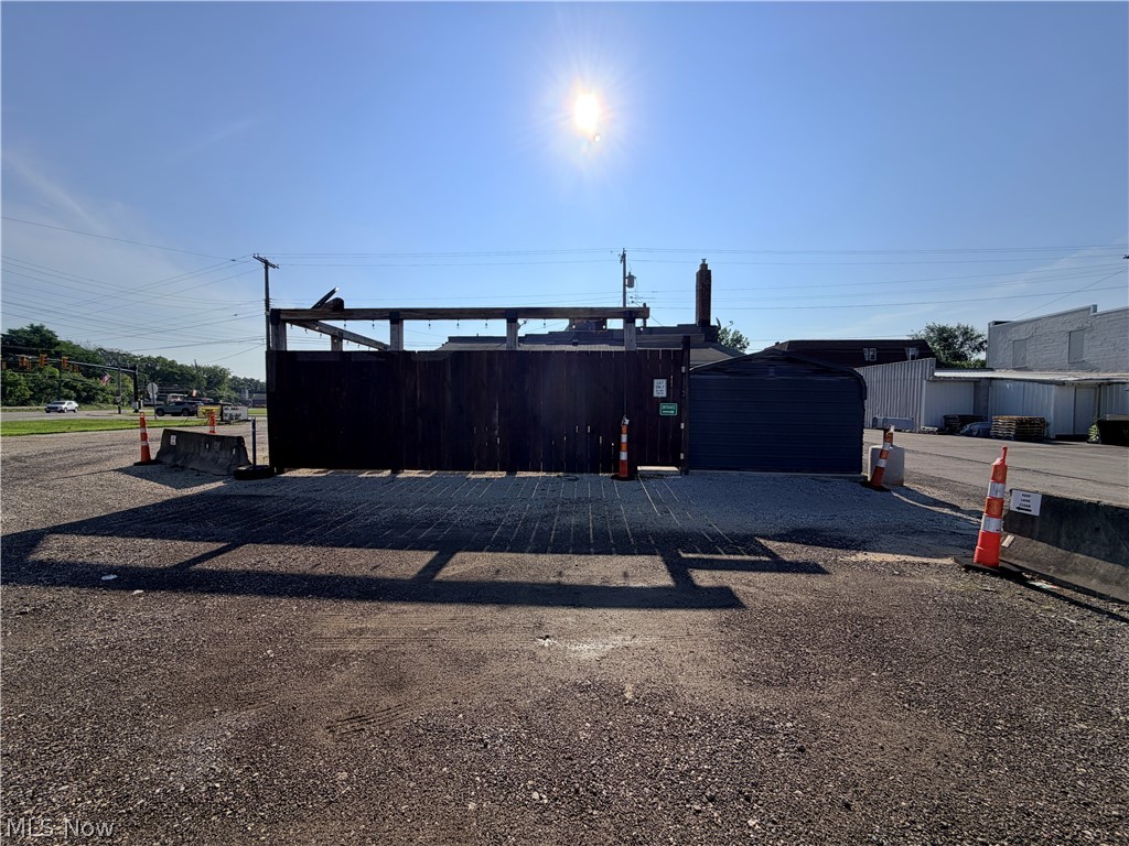 46 S Leavitt Road Leavittsburg OH 44430