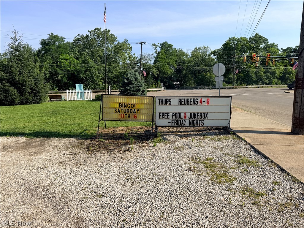 46 S Leavitt Road Leavittsburg OH 44430