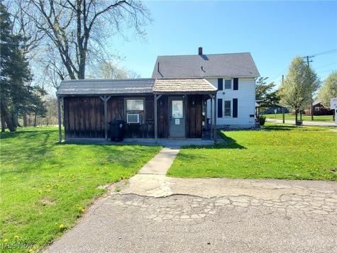 1040 E 6th Street Ashtabula OH 44004