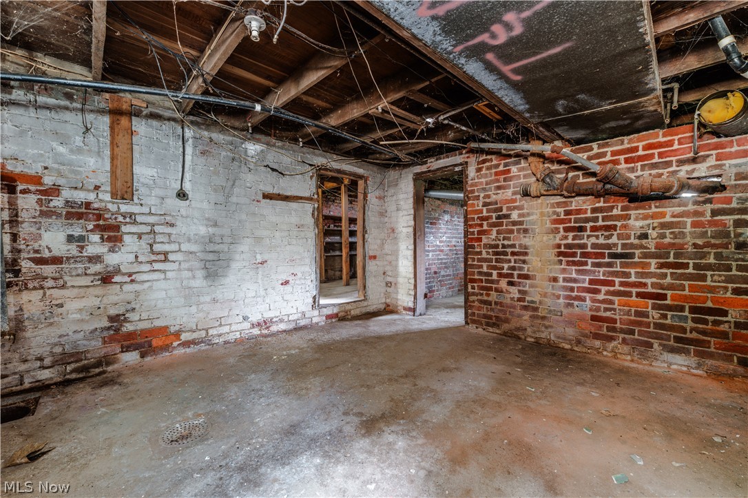 21697 State Route 751 West Lafayette OH 43845