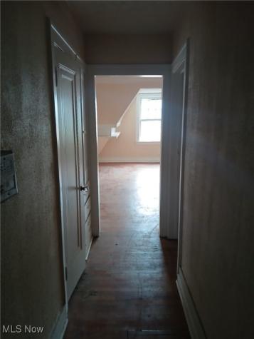 2899-2905 Hampton Road Cleveland OH 44120