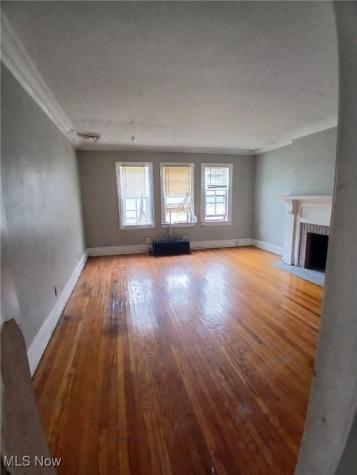 2899-2905 Hampton Road Cleveland OH 44120