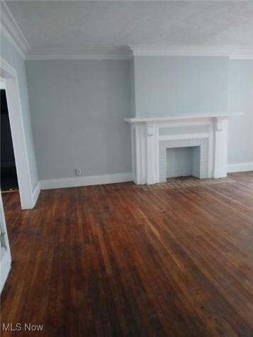 2899-2905 Hampton Road Cleveland OH 44120