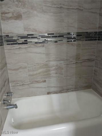 2899-2905 Hampton Road Cleveland OH 44120