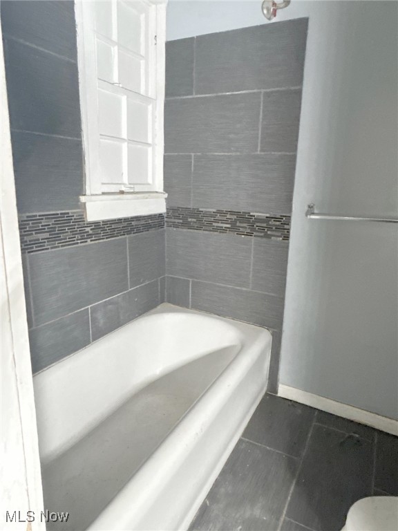 2899-2905 Hampton Road Cleveland OH 44120