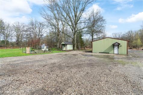 2377 Greensburg Road North Canton OH 44720
