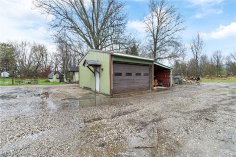 2377 Greensburg Road North Canton OH 44720