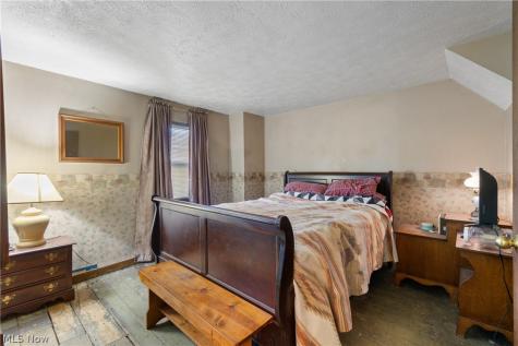 2377 Greensburg Road North Canton OH 44720