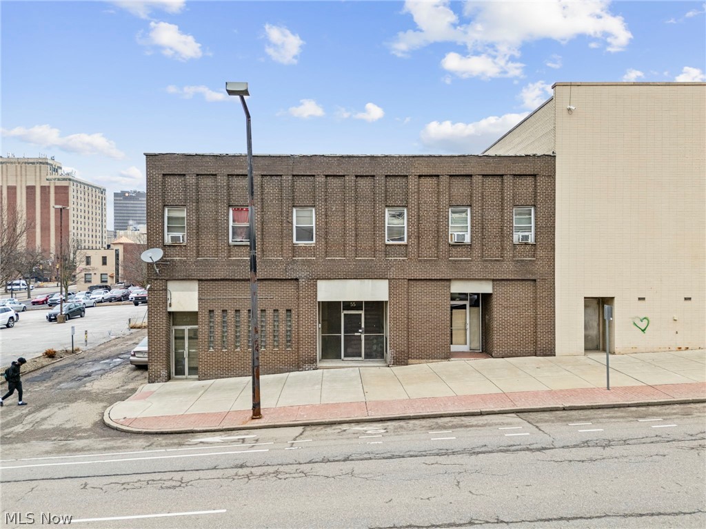 53-57 E Exchange Street Akron OH 44308